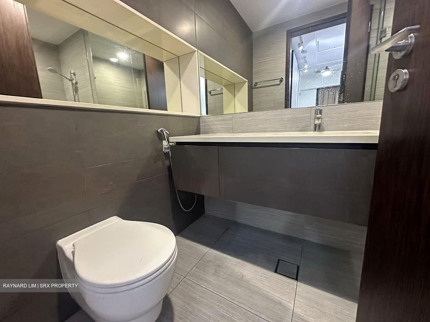 d'Nest (D18), Condominium #588811361